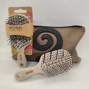 Brosse à cheveux démêlante format voyage